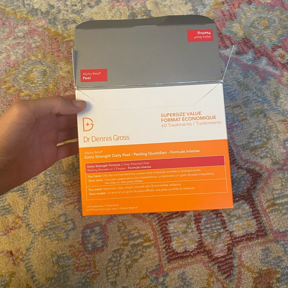 Dr. Dennis Gross Alpha Beta® Extra Strength Daily Peel (43 pads) - Picture 3 of 4